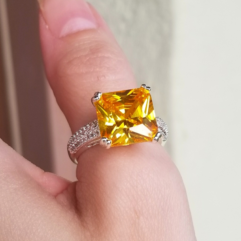 🆕️S925-Yellow Citrine&White Sapphire Cocktail 💍